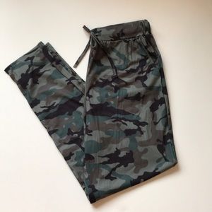 Camo Joggers with Drawstring Tie Waist NEW